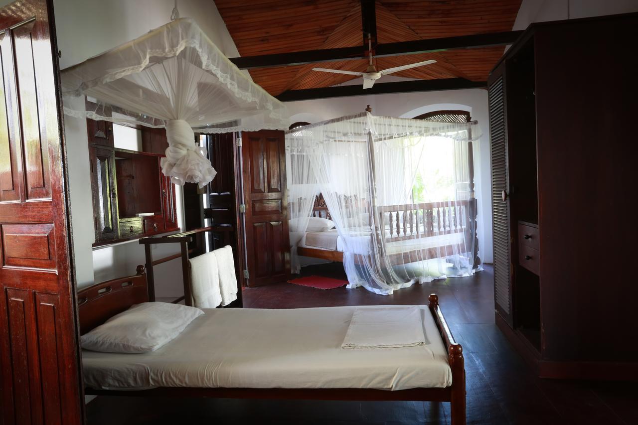 Sonri Villa Sea View Unawatuna Esterno foto