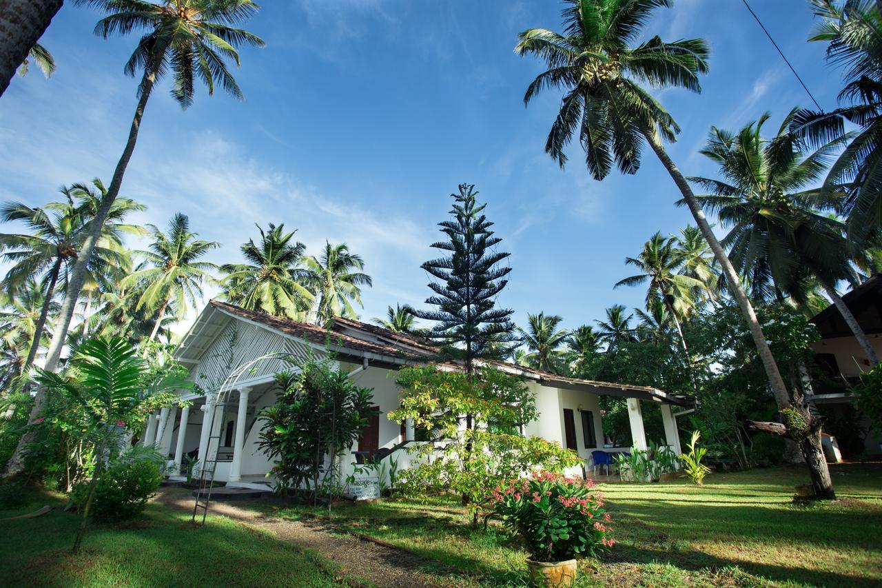Sonri Villa Sea View Unawatuna Esterno foto