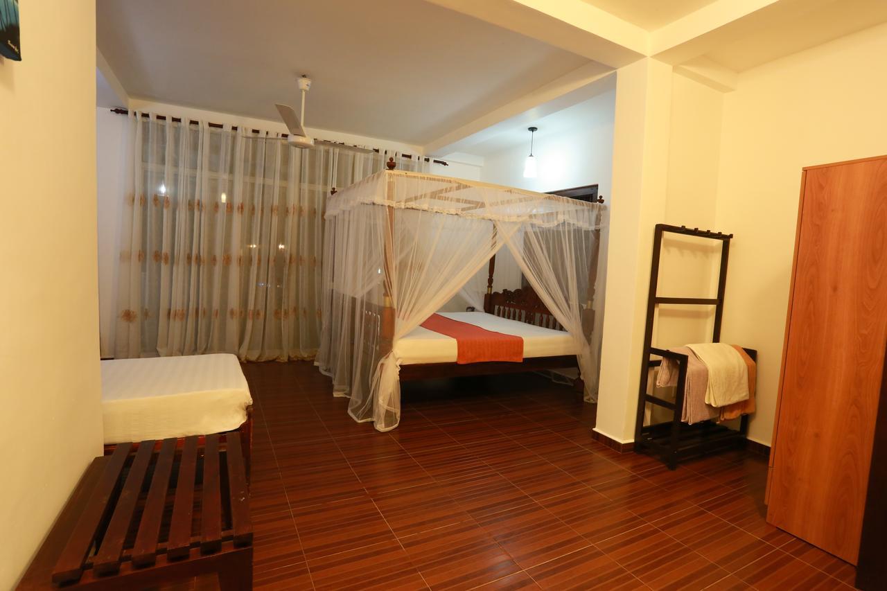 Sonri Villa Sea View Unawatuna Esterno foto