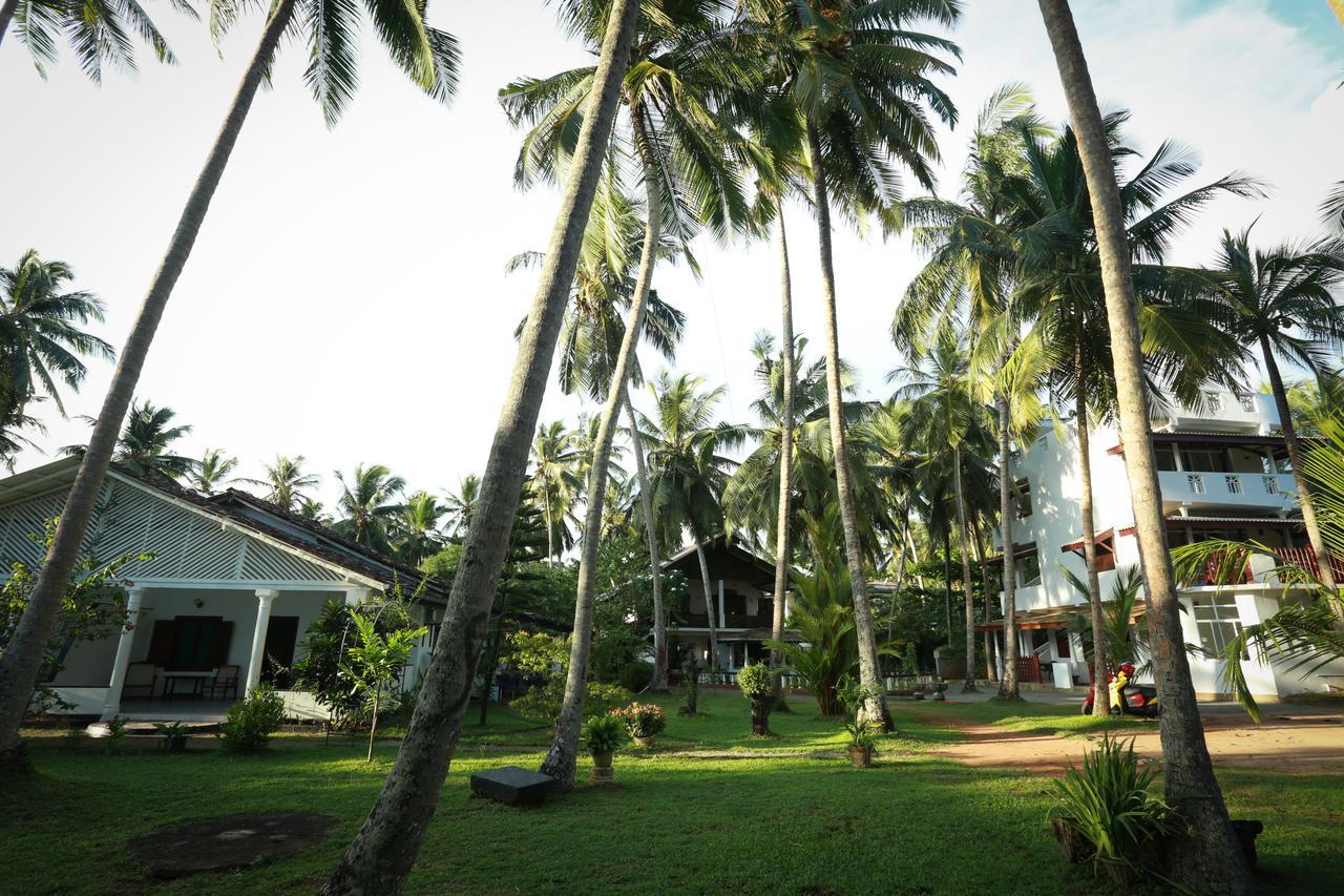 Sonri Villa Sea View Unawatuna Esterno foto