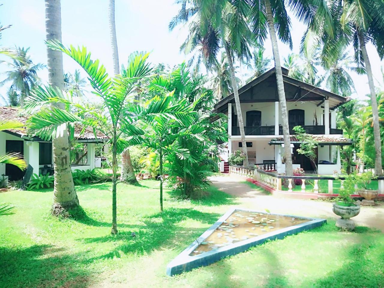 Sonri Villa Sea View Unawatuna Esterno foto