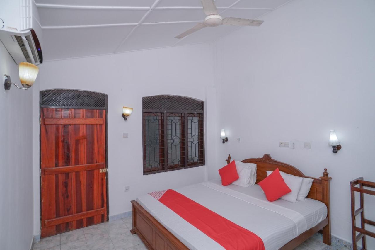 Sonri Villa Sea View Unawatuna Esterno foto