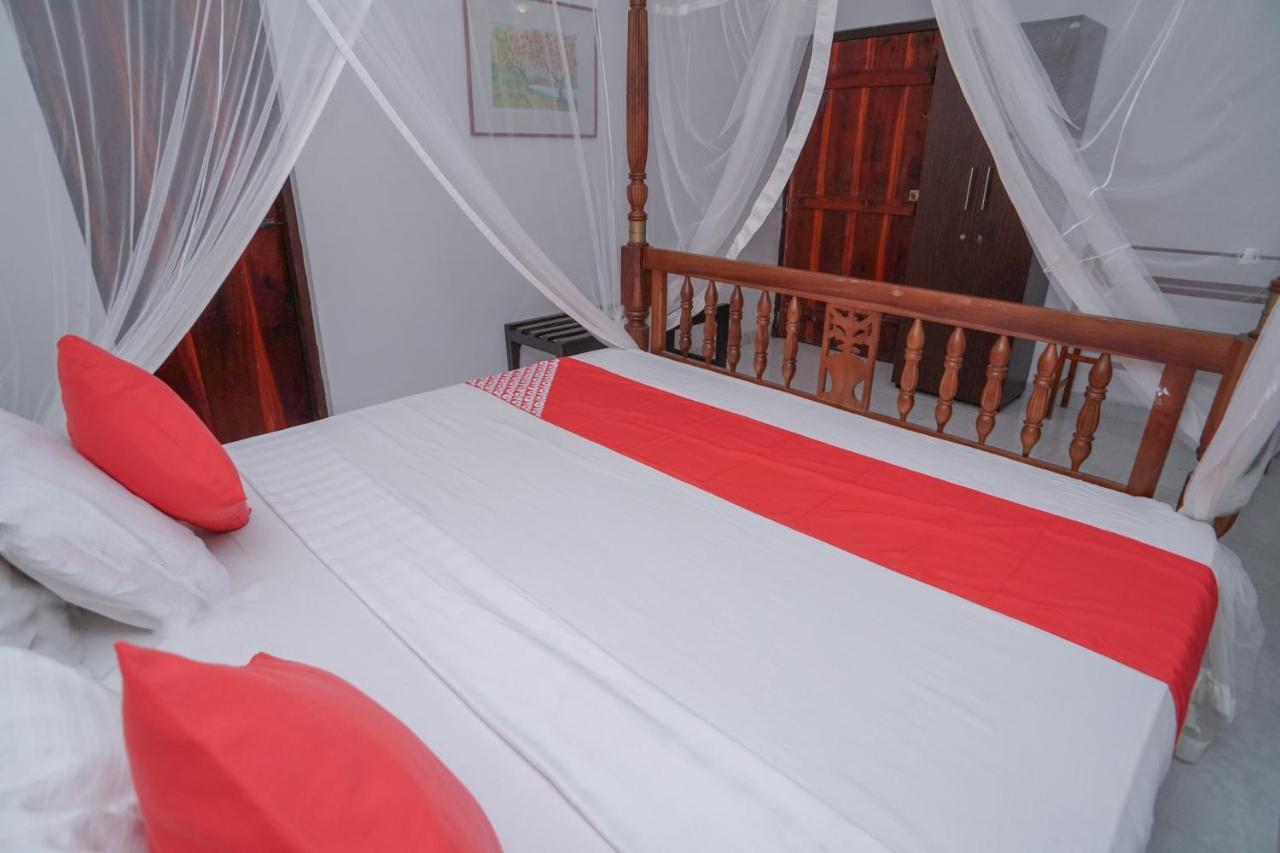 Sonri Villa Sea View Unawatuna Esterno foto
