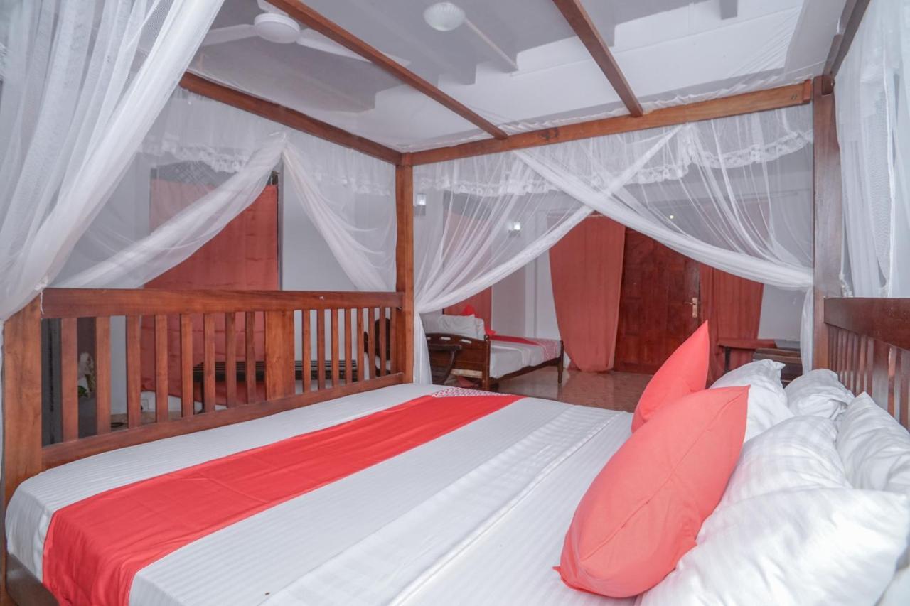 Sonri Villa Sea View Unawatuna Esterno foto