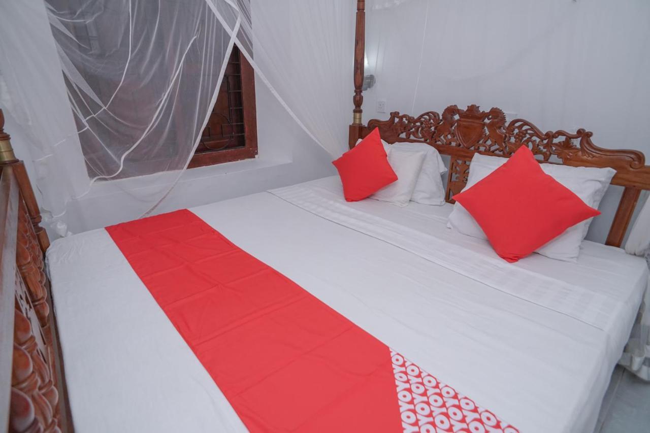 Sonri Villa Sea View Unawatuna Esterno foto